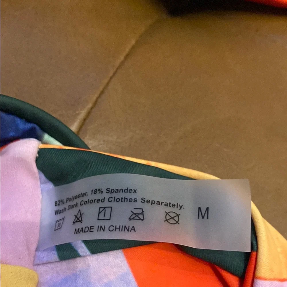 SHEIN Multicolor Abstract Bikini - Picture 2 of 4